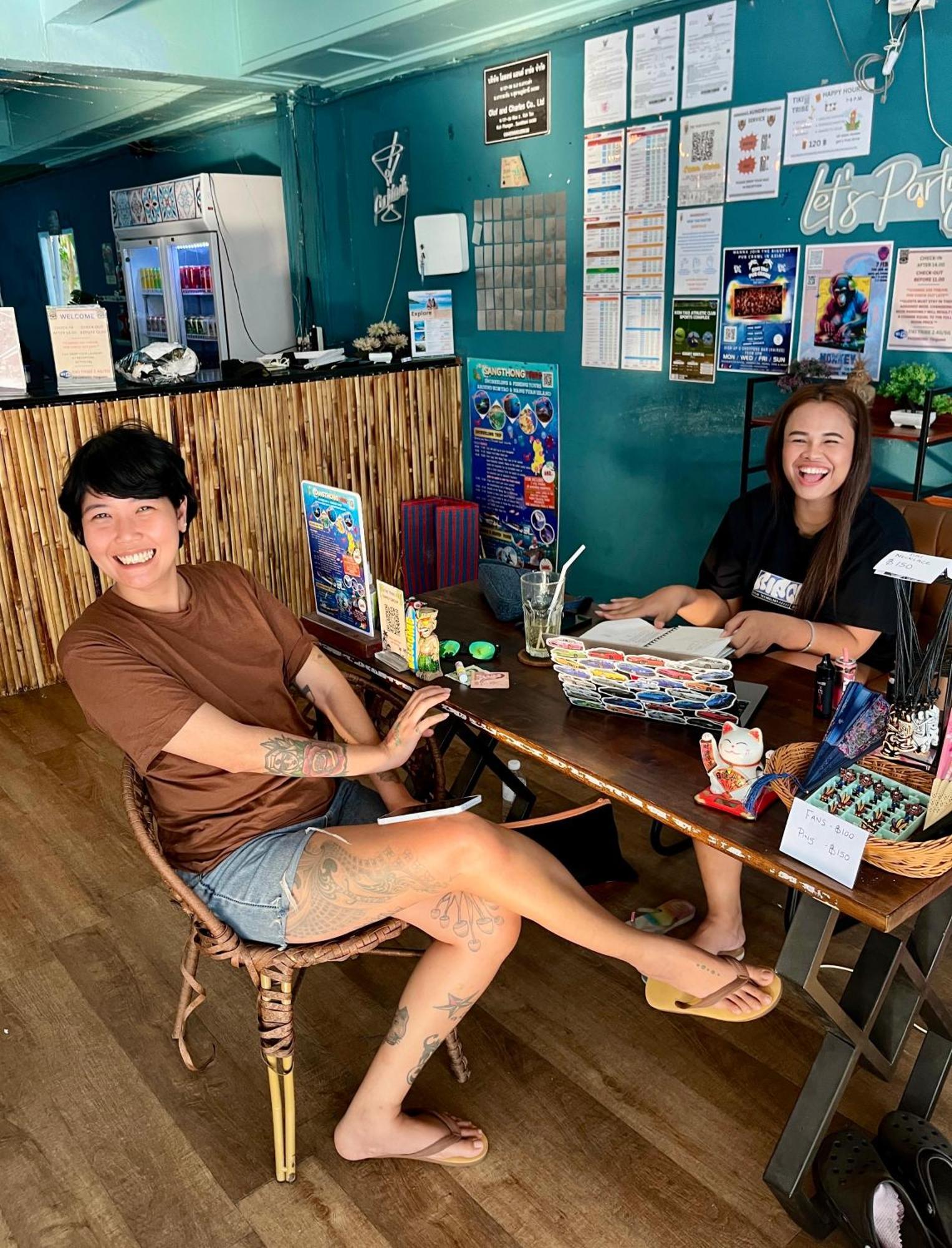 Tiki Tribe Bar & Hostel Ko Tao Esterno foto